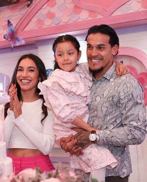 Gustavo Gómez celebró en Brasil los seis años de Pía - Gente - ABC Color