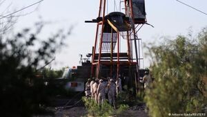 Rescatistas podrían entrar hoy mismo a salvar a los 10 mineros atrapados en Sabinas, México