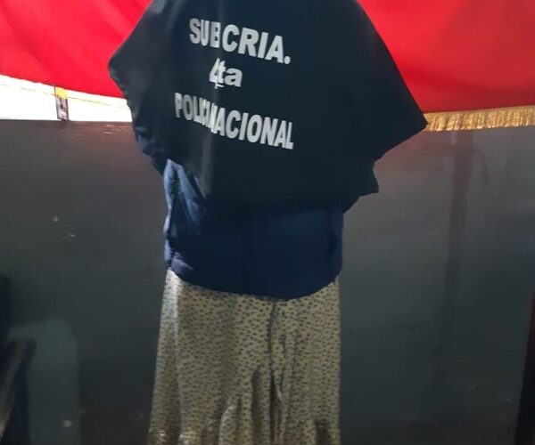 Fue a denunciar el extravío de su cédula y quedó presa