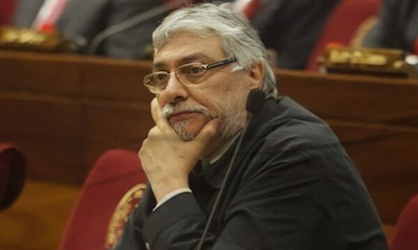 Senador Lugo se desmayó en el plato volador y de urgencia lo llevaron al hospital