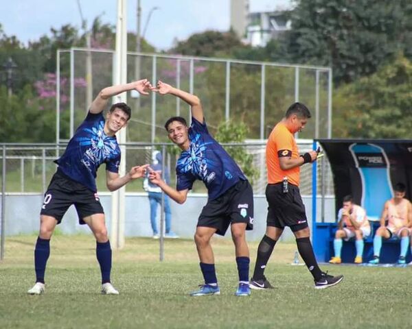 Cambio de timón en la cima de Reserva - Fútbol - ABC Color