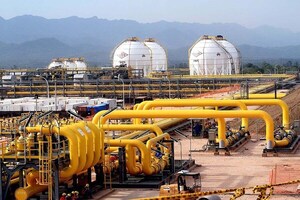 Petrolera estatal paraguaya negocia con Bolivia la compra directa de gas licuado