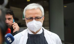 Senador Lugo en coma inducido a causa de un ACV