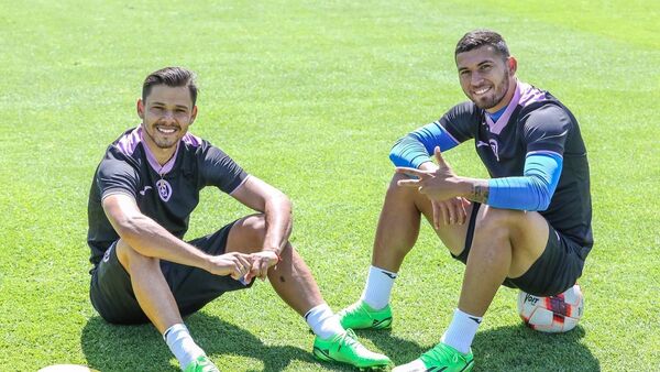 Reto paraguayo en el partido entre Toluca y Cruz Azul