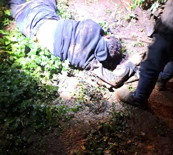 Arrojan a joven baleado a orillas del arroyo Acarami - La Clave
