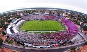 Hinchada de Cerro no podrá meter ni banderas en Superclásico este domingo
