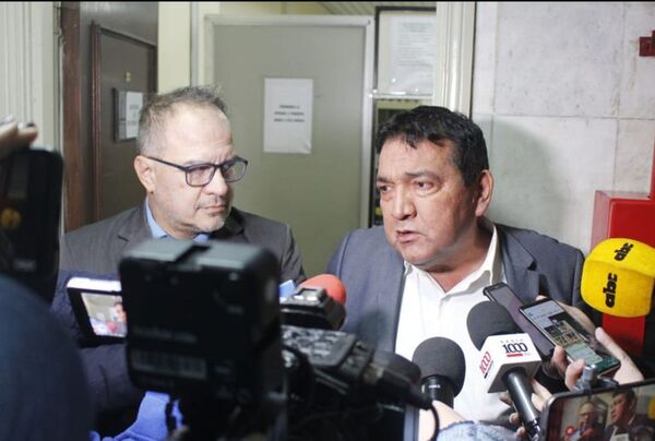 Presentan denuncia contra camaristas y jueces afiliados a partidos políticos - Nacionales - ABC Color