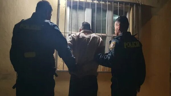 Vecinos golpean y detienen a supuesto violador | Noticias Paraguay