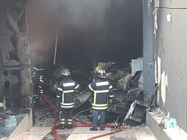 Incendio de gran magnitud consume depósito de electrodomésticos en Encarnación