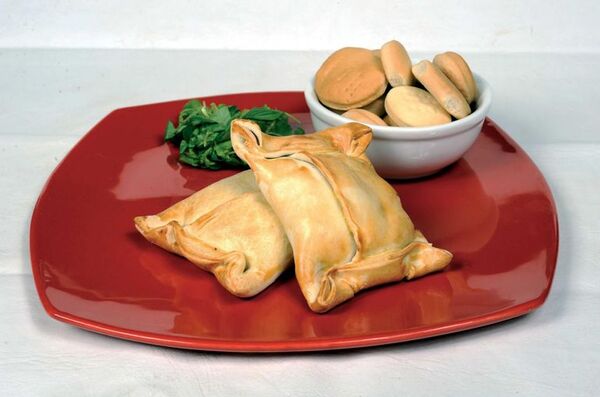 Empanada criolla al más puro estilo argentino - Gastronomía - ABC Color