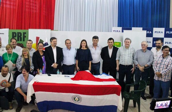Diario HOY | Concertación suspende reunión, y hablan de "asco" de algunos sectores hacia Frente Guazú