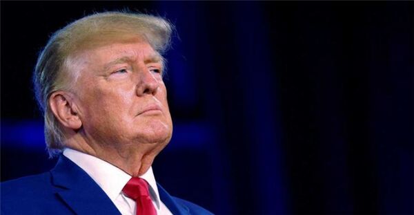 Trump se va sin decir nada tras seis horas de audiencia con la fiscal de Nueva York
