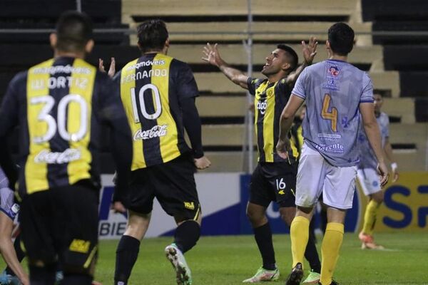 Guaraní pasa con muy poco a octavos de la Copa Paraguay  - Fútbol - ABC Color