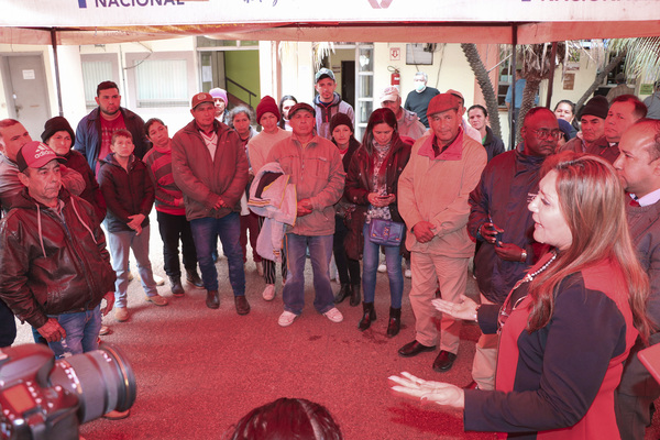 Indert ratifica su compromiso de regularizar definitivamente las tierras de Marina Cué - .::Agencia IP::.