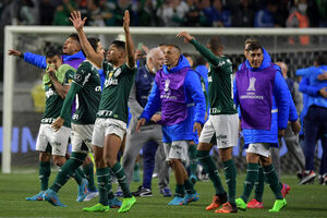 Palmeiras y Vélez avanzaron a semifinales de la Libertadores | OnLivePy