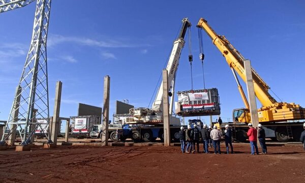 Instalan último transformador de potencia de 500 kV en subestación de Yguazú