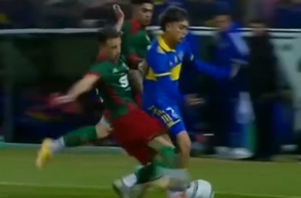 Criminal patada lesiona de gravedad a Zeballos - La Prensa Futbolera