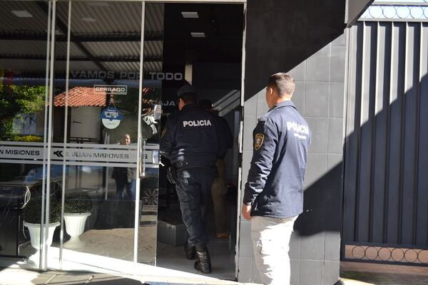 Ladrones vaciaron local comercial en San Juan, Misiones - Policiales - ABC Color