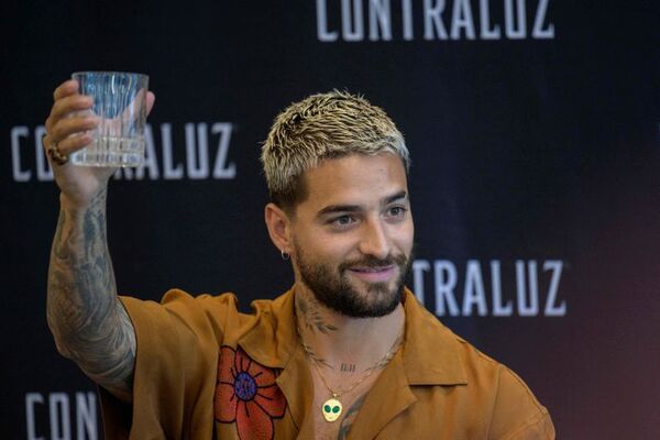 Maluma presenta un mezcal en Nueva York en su nueva faceta de empresario - Gente - ABC Color