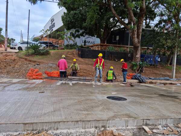 Obras de la avenida Molas López permitirán transitar de forma segura en días de lluvia