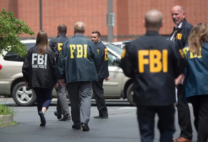 Diario HOY | Un hombre armado intenta entrar en una oficina del FBI en EEUU