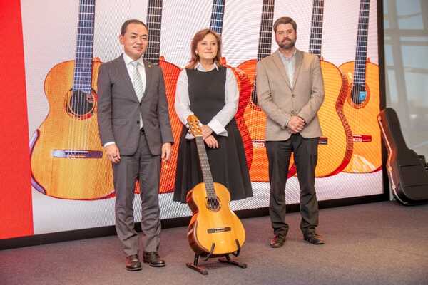 Instrumentoteca Toyota, una oportunidad para jóvenes talentos de la guitarra clásica » San Lorenzo PY