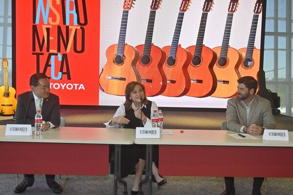 Berta Rojas sigue impulsando a los jóvenes con su “Instrumentoteca” - Música - ABC Color