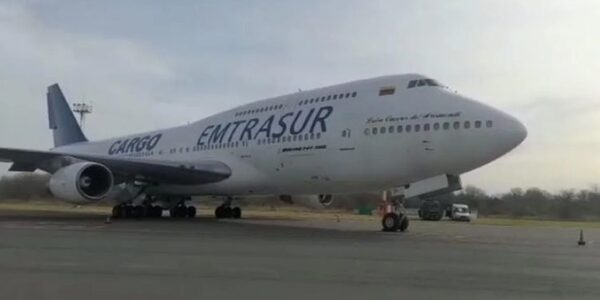 Juez argentino aprobó la incautación del avión venezolano-iraní, tras pedido de EEUU
