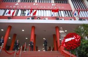 Partido Colorado afilió a Jueza 10 años antes de que nazca
