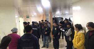 La Nación / Matan a un hombre al intentar ayudar a una joven a quien asaltaron