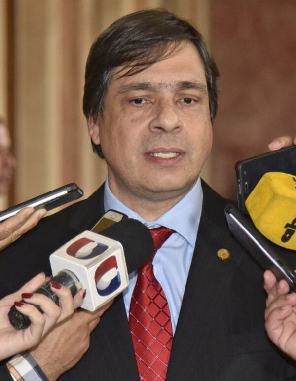 Diputados interpelará el martes al titular del IPS - Nacionales - ABC Color