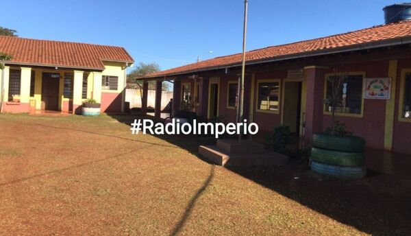 Denuncian hurto en una escuela de la fracción Villa Guillermina - Radio Imperio