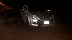 Recuperan camioneta robada tras enfrentamiento en Capitán Bado - Policiales - ABC Color