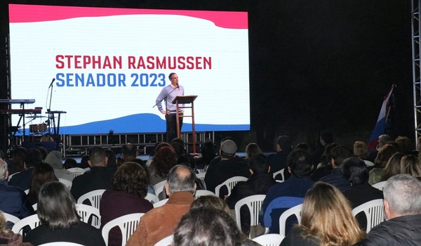 Stephan Rasmussen lanza candidatura en busca de la reelección