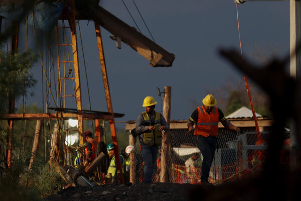 México afirma que ya hay condiciones para salvar a 10 mineros atrapados - MarketData