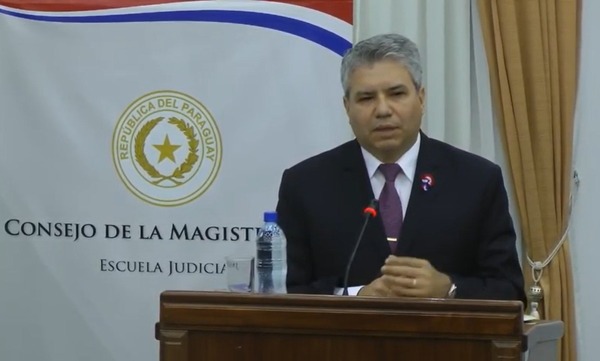 Exasesor de la EBY dice que renunció pero Abdo confirma que fue destituido - Megacadena — Últimas Noticias de Paraguay
