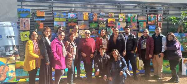 Exitoso curso de pinturas al óleo por alumnos del SNPP Encarnación