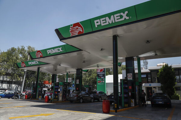 Gobierno de México reduce el subsidio fiscal de todas las gasolinas - MarketData