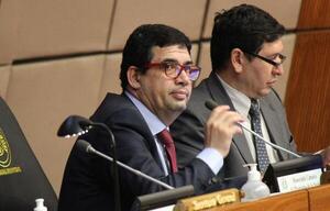 Velázquez designado "significativamente corrupto": ¿Cómo impacta en la imagen del país?