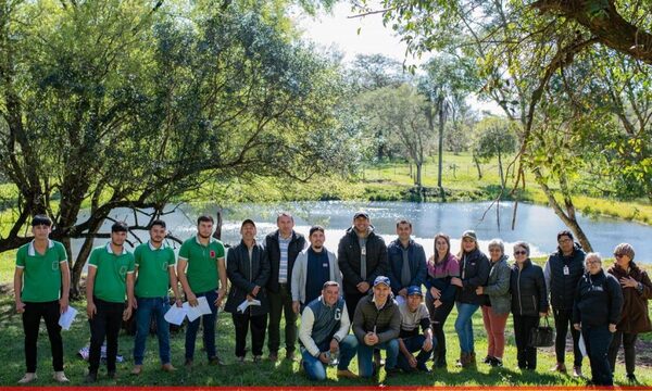 Con mucho éxito realizan charla sobre elaboración del ABONO BOCASHI