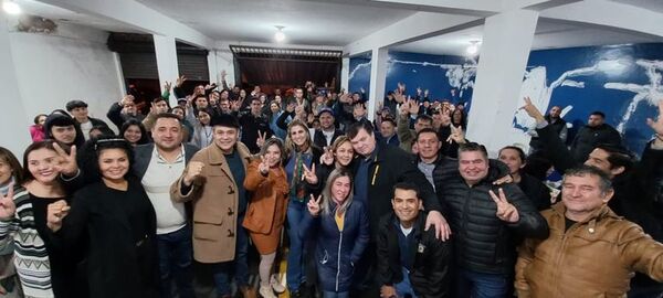 Dirigencia de fallecida senadora Gómez se reagrupa en equipo de Torres - ABC en el Este - ABC Color