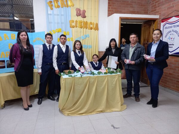 Realizaron cuarta feria científica de Tecni-ciencias en Filadelfia
