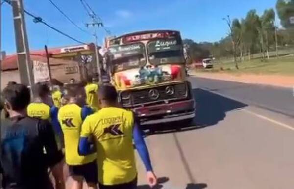 Crónica / [VIDEO] Mañamina lo que hicieron los peloteros del Kure Luque