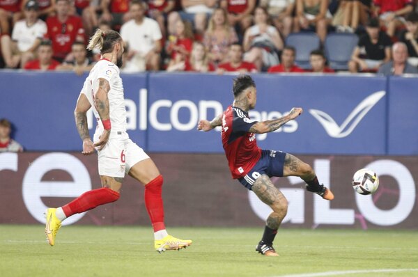 Osasuna derrota a Sevilla en el arranque de LaLiga de España