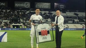 Dinamo de Ucrania pidió a FIFA que levante la sanción a Olimpia