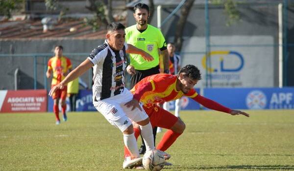 Crónica / Intermedia: Santaní se aprovecha del mal momento de Martín Ledesma