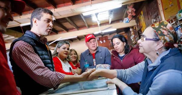 La Nación / “Es imposible mirar el futuro desde las trincheras”