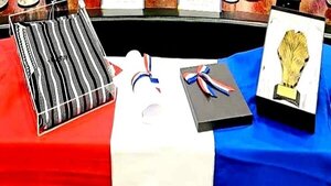 Expresidente de Uruguay será distinguido con el premio «Poncho de 60 listas» | Noticias Paraguay