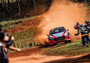 Fabrizio Zaldívar, el más rápido después de dos pruebas especiales - ABC Motor 360 - ABC Color