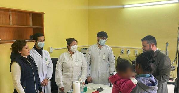 La Nación / Toman muestras para examen de ADN en la sede judicial de Vallemí